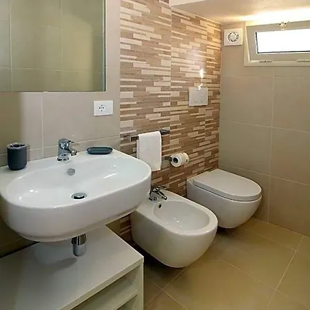 Alojamento de Acomodação e Pequeno-almoço Casa Felice 4*